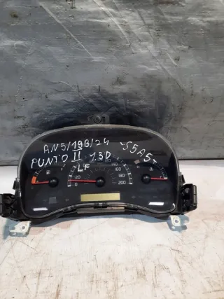 555000460104 Щиток приборов (приборная панель) Fiat Punto 2 Арт e9364166, вид 1