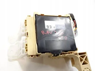 8922142130 2380003162 Блок предохранителей Toyota Rav 4 4 Арт e9369816, вид 6