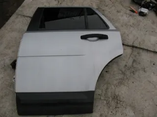 LRC798 Дверь задняя левая Land Rover Freelander 2 Арт e9384644, вид 1