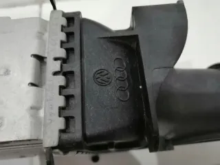 8W0145805AD Интеркулер Audi A4 B9 Арт e9390307, вид 5
