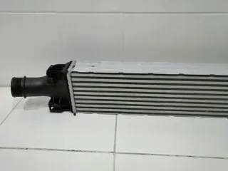 8W0145805AD Интеркулер Audi A4 B9 Арт e9390307, вид 7