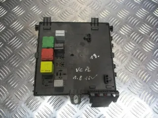 13205774 Блок предохранителей Opel Vectra C  Арт e9391725, вид 1