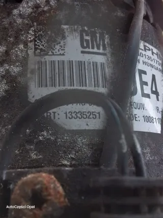 13335251 Компрессор кондиционера Opel Astra J Арт e9414258, вид 4