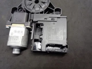 3C0959792C Моторчик стеклоподъемника Volkswagen Passat B7 Арт e9419585, вид 4