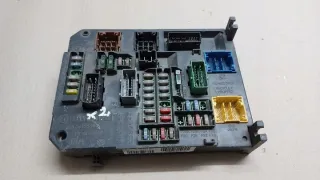 A2C32427600 Блок предохранителей Citroen C4 2 Арт e9432914, вид 1