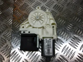 0130822330 Моторчик стеклоподъемника Renault Megane 3 Арт e9444761, вид 3