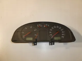 3B1919880C Щиток приборов (приборная панель) Volkswagen Passat B5 Арт e9480645, вид 1