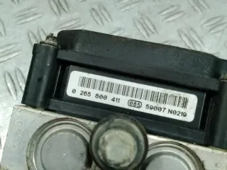 8200334969 0265231516 0265800411 Блок ABS Renault Clio 3 Арт e9482500, вид 3