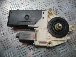 0130822331 Моторчик стеклоподъемника Renault Laguna 3 Арт e9518494, вид 1