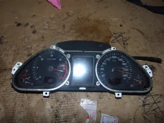 4F0920933Q Щиток приборов (приборная панель) Audi A6 C6 (S6,RS6) Арт e9528666, вид 1