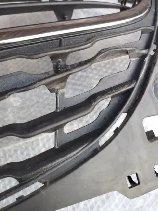 39003576 Решетка радиатора Opel Corsa E Арт e9532843, вид 2
