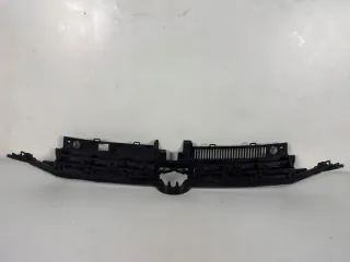5TA853651H 5TA853653B Решетка радиатора Volkswagen Touran 2 Арт e9533006, вид 6
