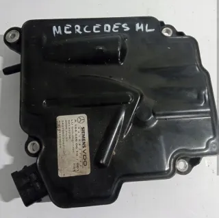 A1644460610 1644460610 Блок предохранителей Mercedes ML W164 Арт e9537322, вид 1