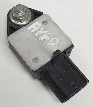 89831-02020 Датчик удара Toyota Aygo 1 Арт e9538883, вид 2