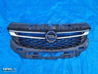 13448088 Решетка радиатора Opel Astra K Арт e9556752, вид 1