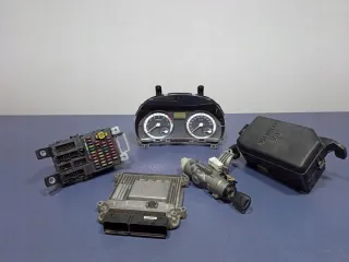 39110-26DF0 Блок управления двигателем Kia Rio 2 Арт e9558291, вид 1
