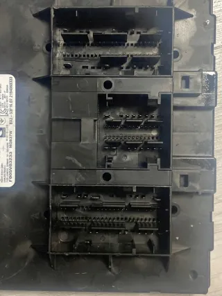 5WA937086M Блок предохранителей Volkswagen Golf 8 Арт e9565029, вид 3