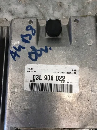 03L906022 Блок управления двигателем Audi A4 B8 Арт e9582378, вид 5