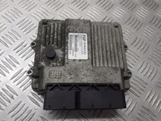 55196352ZJ Блок управления двигателем Opel Corsa C Арт e9583376, вид 1