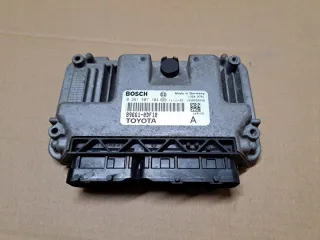 0261S07104 Блок управления двигателем Toyota Yaris 3 Арт e9583879, вид 1