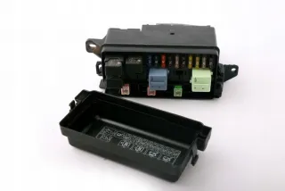 9213372 61149213372 Блок предохранителей MINI CLUBMAN R55 Арт e9589960, вид 1