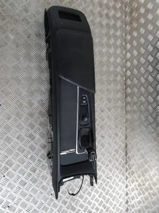 2018-2024 PWE6135 Подлокотник Volvo V60 1 Арт e9599513, вид 1