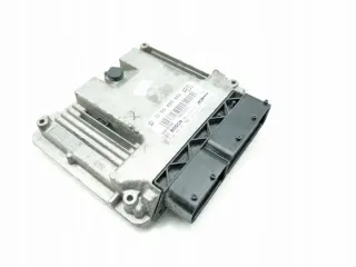 55485466 0281031379 Блок управления двигателем Opel Zafira C Арт e9605317, вид 1