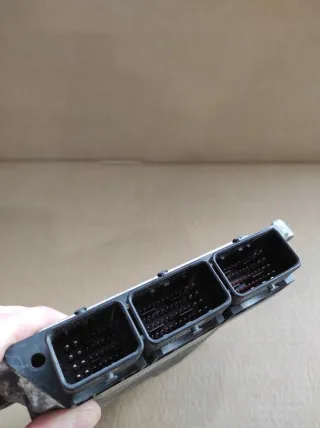 0281014083 8200560320 Блок управления двигателем Renault Espace 4 Арт e9605463, вид 3