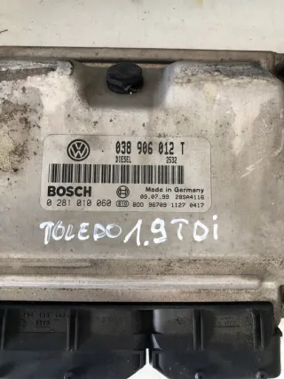 038906012T Блок управления двигателем Seat Toledo 2 Арт e9605636, вид 2