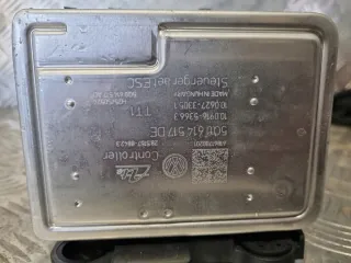 5Q0614517DE Блок ABS Volkswagen Golf 7 Арт e9616783, вид 4