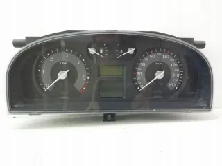 2005-2007 8200291330 Щиток приборов (приборная панель) Renault Laguna 2 Арт e9619289, вид 1