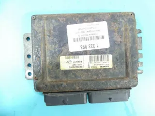 S110030018D 8200020950 Блок управления двигателем Renault Megane 1 Арт e9622407, вид 1