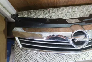 13225775 Решетка радиатора Opel Astra H Арт e9626165, вид 2