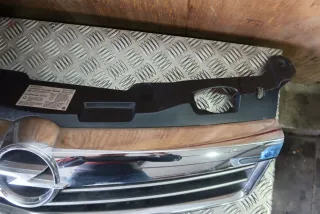 13225775 Решетка радиатора Opel Astra H Арт e9626165, вид 7
