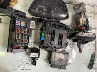 A6401503391 0281013935 Блок управления двигателем Mercedes A W169 Арт e9644460, вид 1