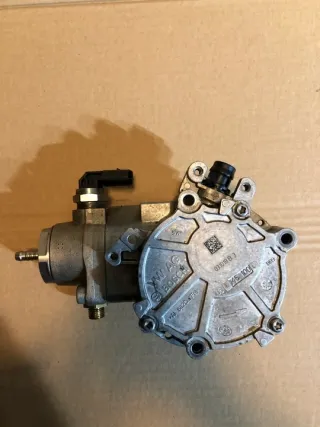 06L145100F Насос топливный Volkswagen Golf 7 Арт e9648678, вид 1
