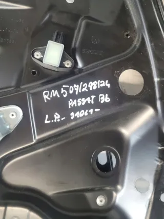 3C1837755 3C1837755K Механизм стеклоочистителя (трапеция дворников) Volkswagen Passat B6 Арт e9685754, вид 2