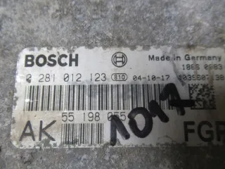 0281012123 55198055 Блок управления двигателем Opel Zafira B Арт e9690302, вид 2