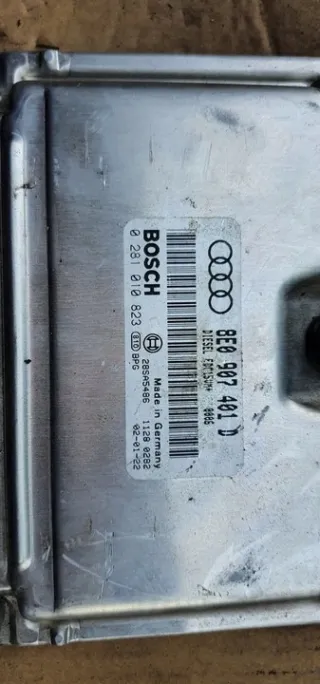 8E0907401D Блок управления двигателем Audi A4 B6 Арт e9721429, вид 2