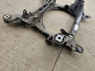 7L0407747A Балка подвески передняя (подрамник) Audi Q7 4L Арт e9725306, вид 8