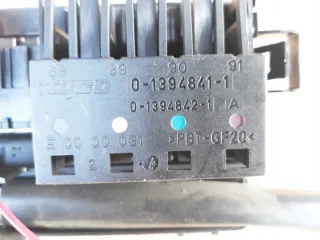 0-1394841-1 0-1394842-1 2115452301 Блок предохранителей Mercedes ML W164 Арт e9746935, вид 3