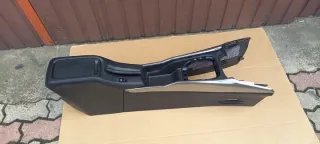  Подлокотник Peugeot 2008 Арт e9748812