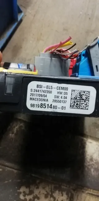 9819851480 Блок предохранителей Peugeot 308 2 Арт e9759077, вид 2