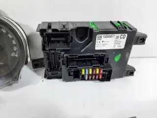 55568383KZ Блок управления двигателем Opel Corsa D Арт e9770932, вид 6