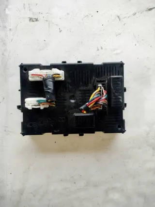 284B2AX601 21676338-7A Блок предохранителей Nissan Micra K12 Арт e9779472, вид 1