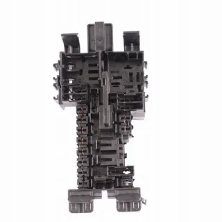 A2059067200 A2059067200,A A2059067200-1 Блок предохранителей Mercedes C W205 Арт e9782179, вид 9