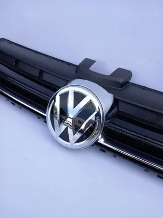 5G0853653E Решетка радиатора Volkswagen Golf 7 Арт e9788897, вид 1