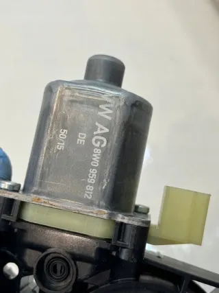 8W0959812 8W0959812, Моторчик стеклоподъемника Audi A4 B9 Арт e9798911, вид 2