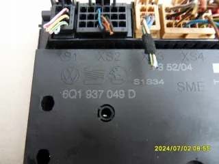 03E906033R Блок управления двигателем Volkswagen Polo 5 Арт e9799767, вид 5