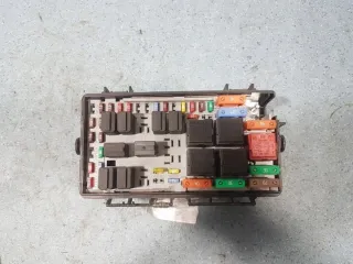 13217384EH Блок предохранителей Opel Corsa D Арт e9806201, вид 1